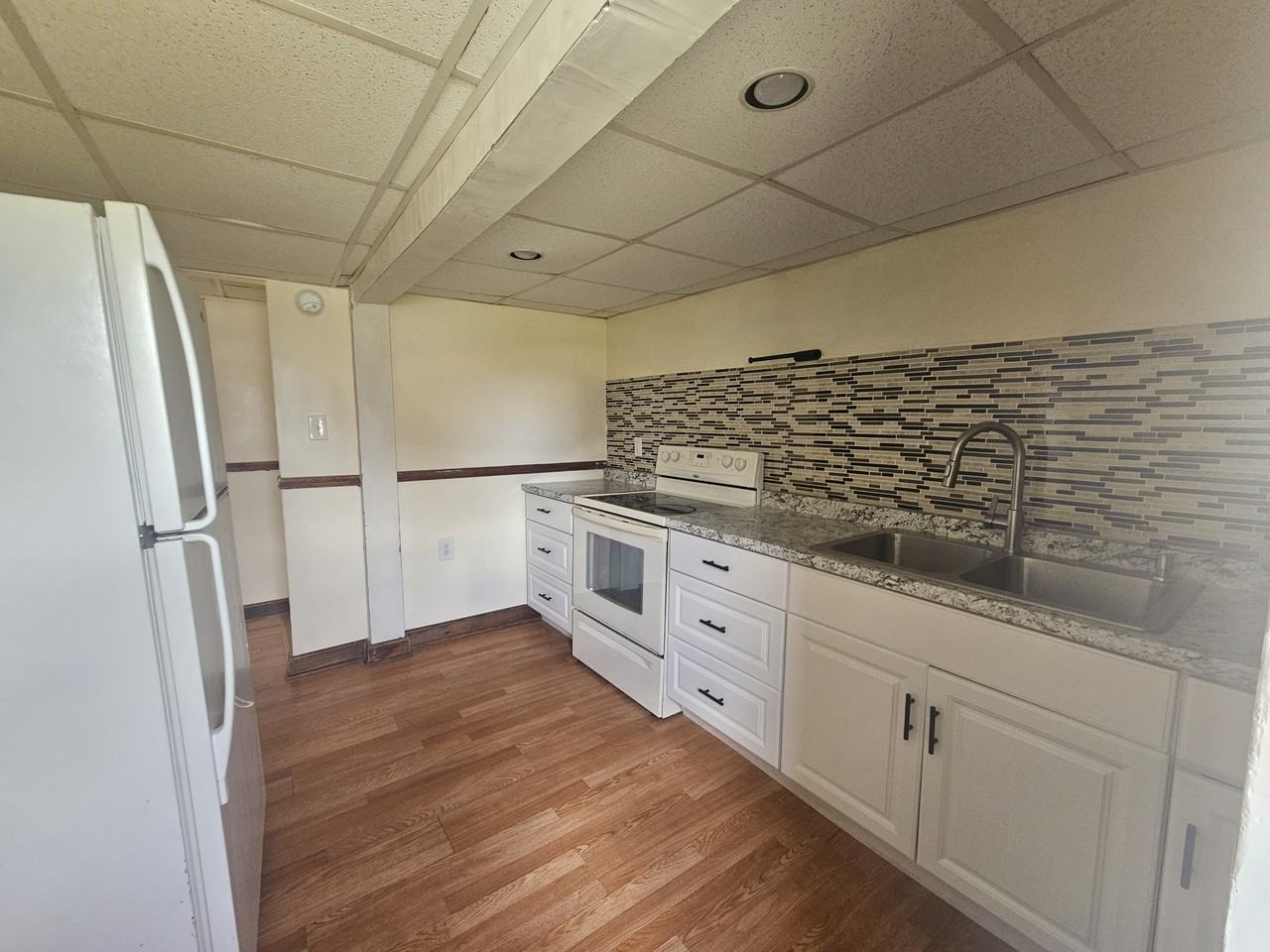 533 W Shawnee Ave Fl 1 #1 - Photo 3 of 7