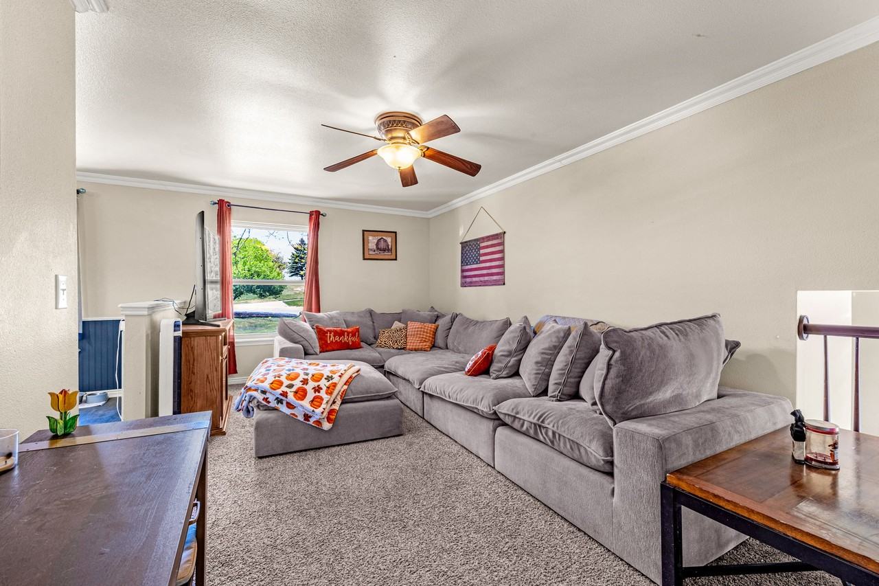 7115 Grand Valley Dr #1 - Photo 4 of 30
