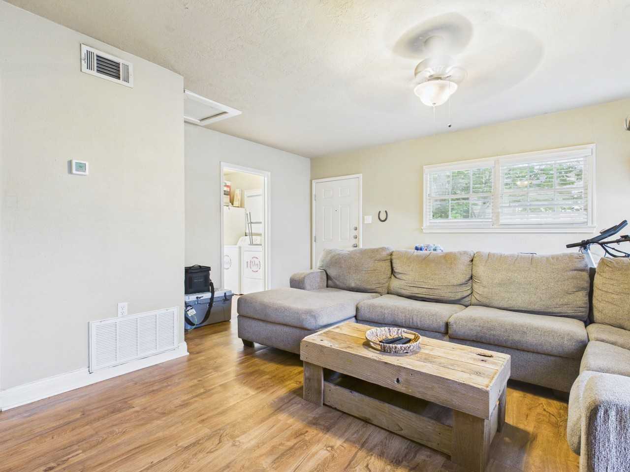 608 Highlands St #1 - Photo 6 of 41