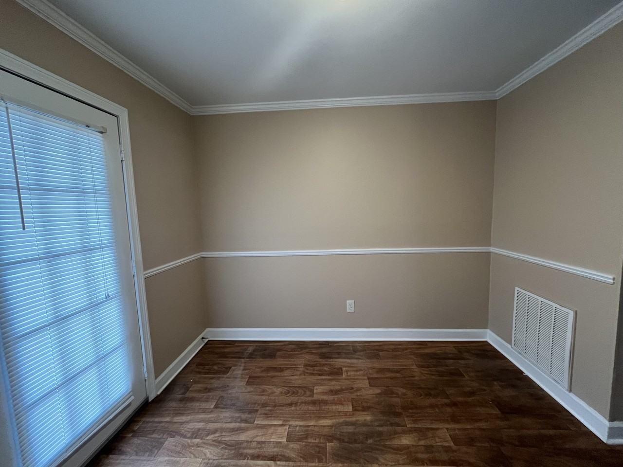 220 Hickory Trl #1 - Photo 6 of 7
