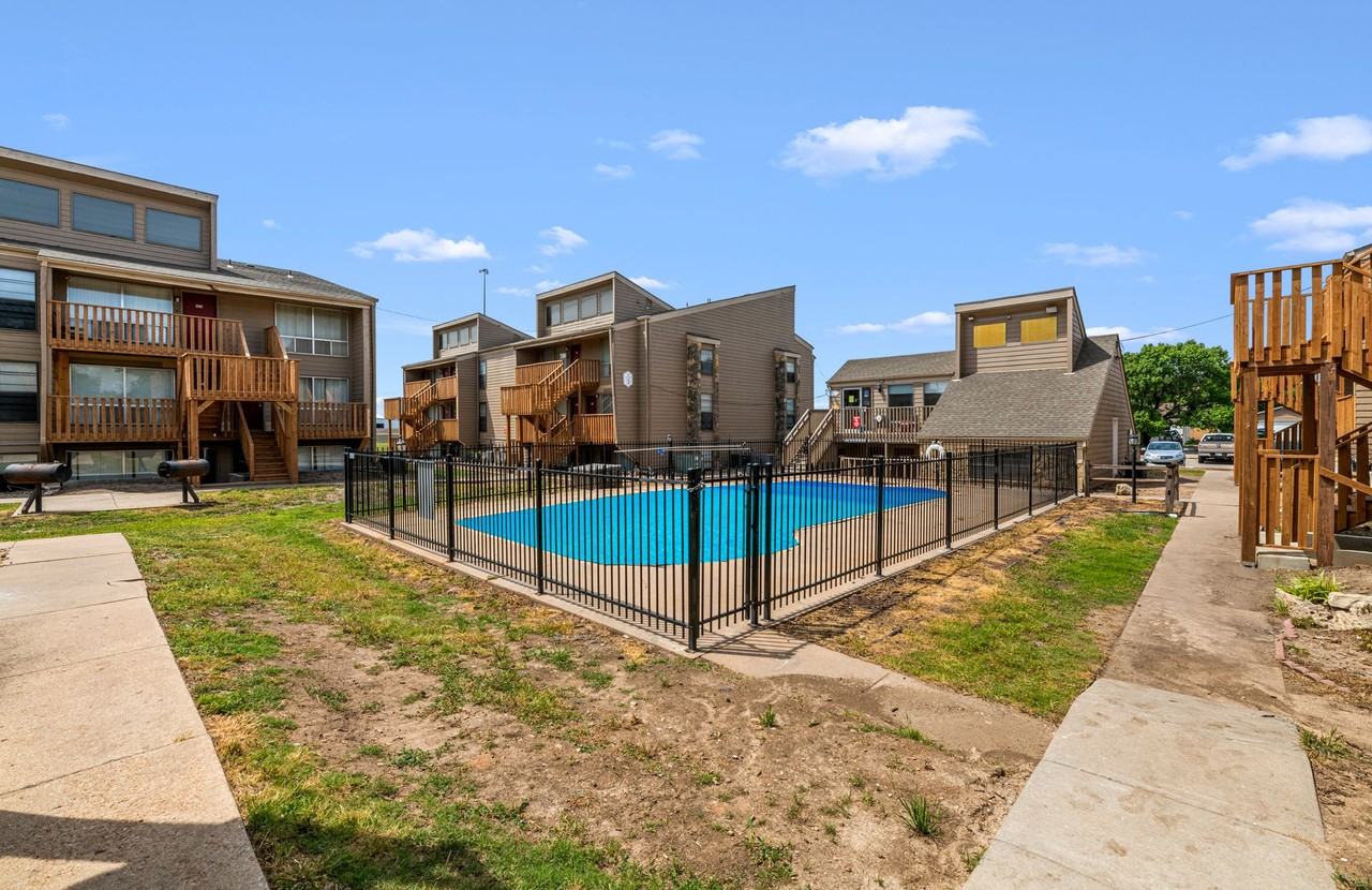 The Terra at 3600 - Photo 2 of 27