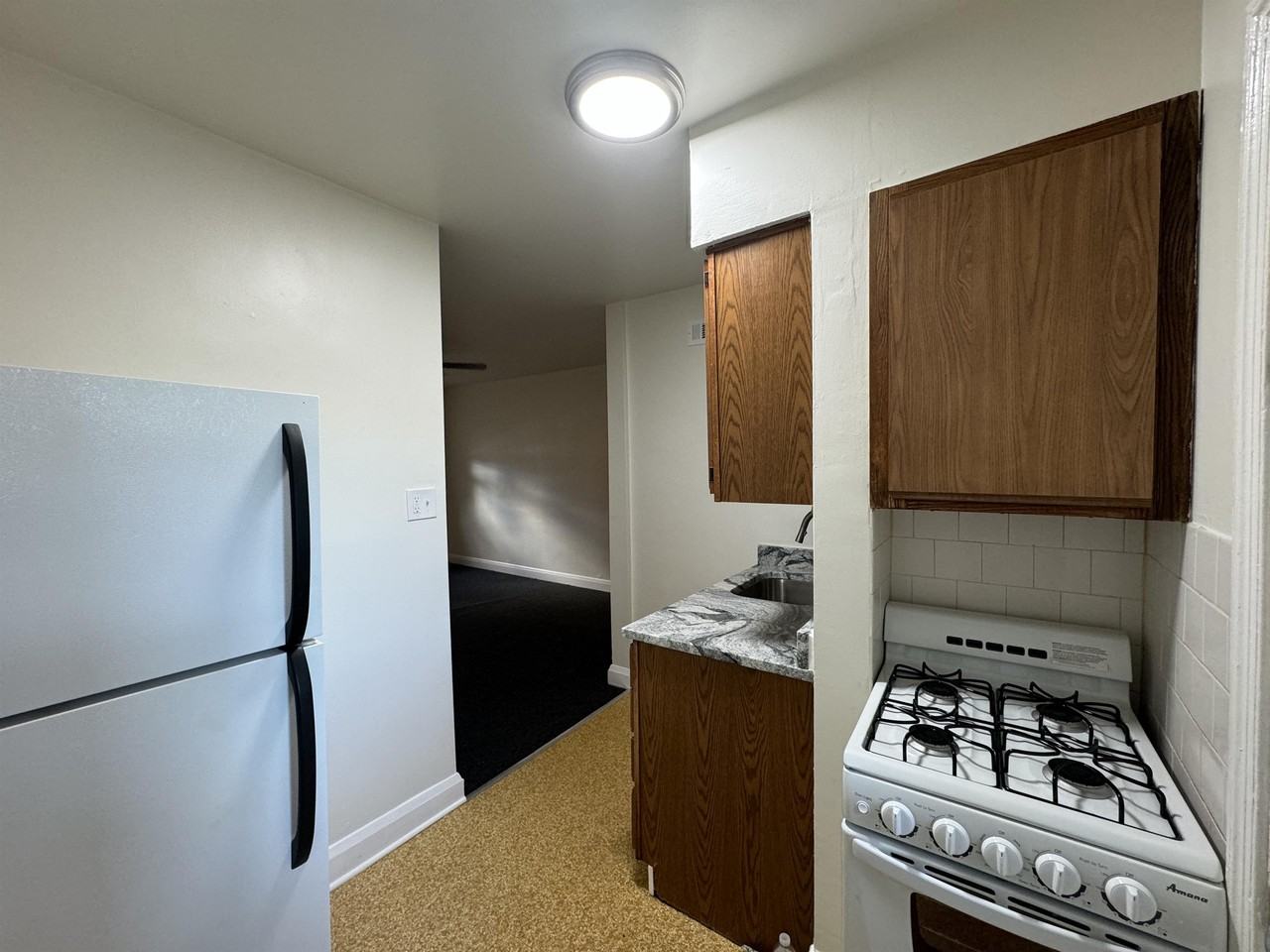 28 Warren Rd #B - Photo 7 of 18