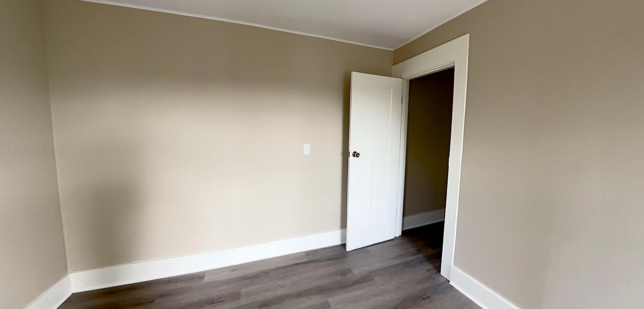 2945 Quadra St #3 - Photo 6 of 7
