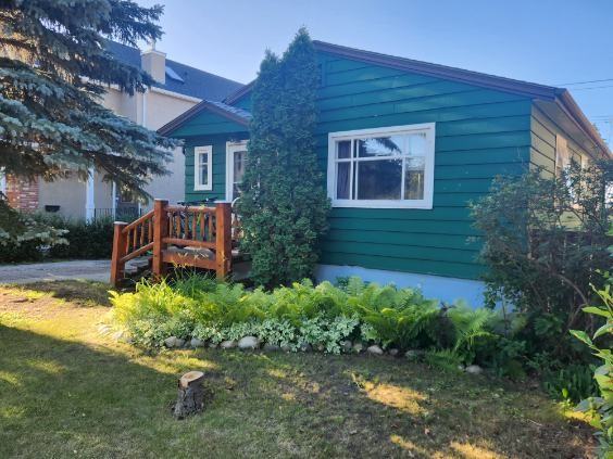 2219 Bowness Rd Nw - Photo 2 of 3