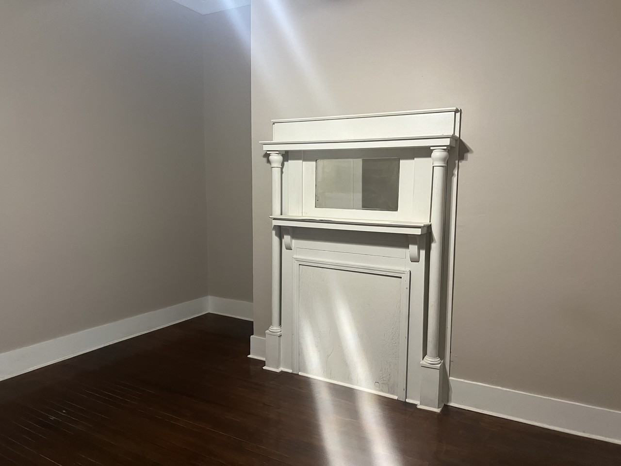 1409 N Main St #C - Photo 2 of 5