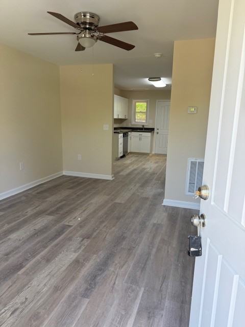 1115 Thomason St #C - Photo 2 of 9