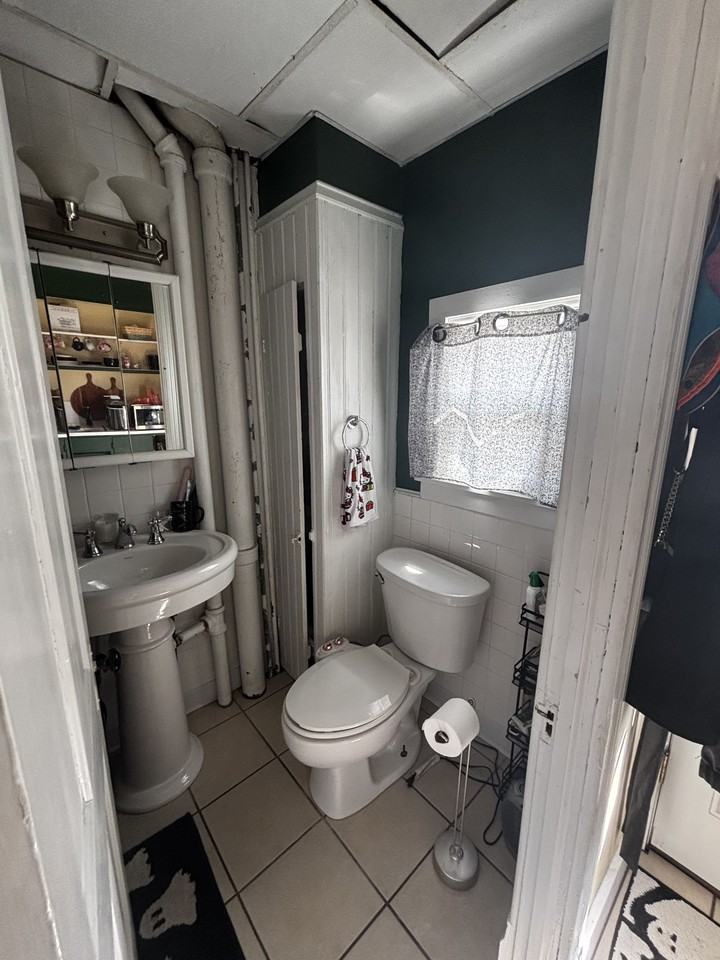 914 Washington St #1 - Photo 5 of 8