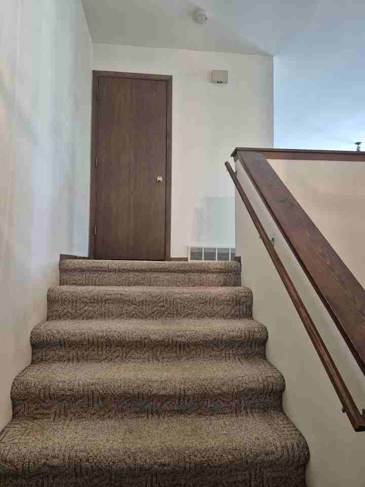 515 W 13th St #1 - Photo 4 of 18