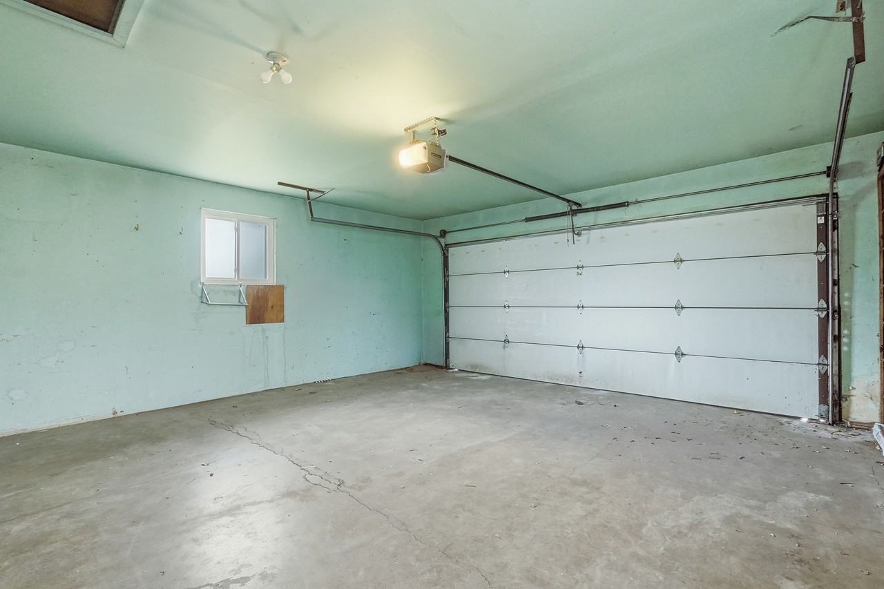 3290 Ward Rd #1 - Photo 5 of 46