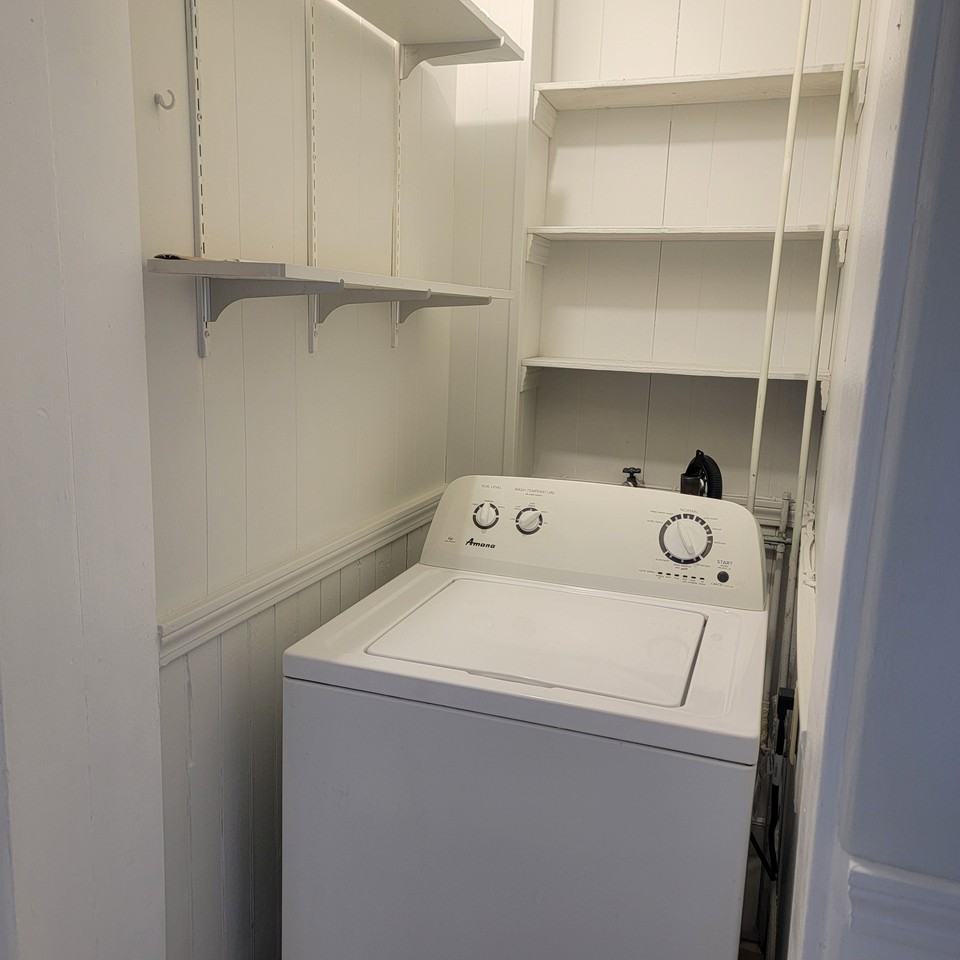 182 Lincoln St #2 - Photo 4 of 18