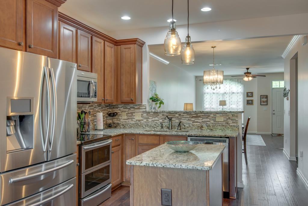 2022 Traemoor Village Dr #1 - Photo 4 of 10