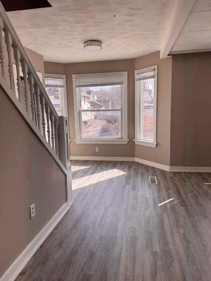 2212 F Street2 #2 - Photo 7 of 18