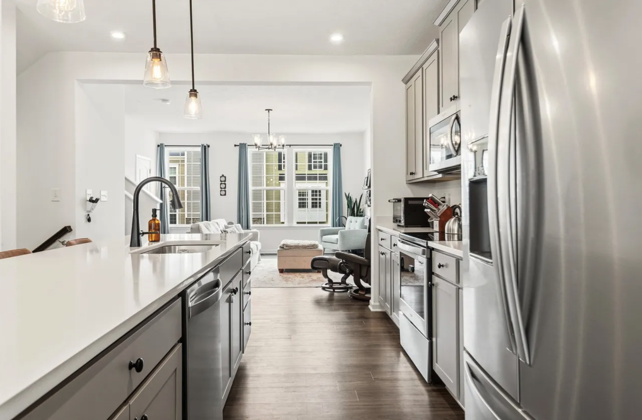 239 Tide Way - Photo 6 of 33