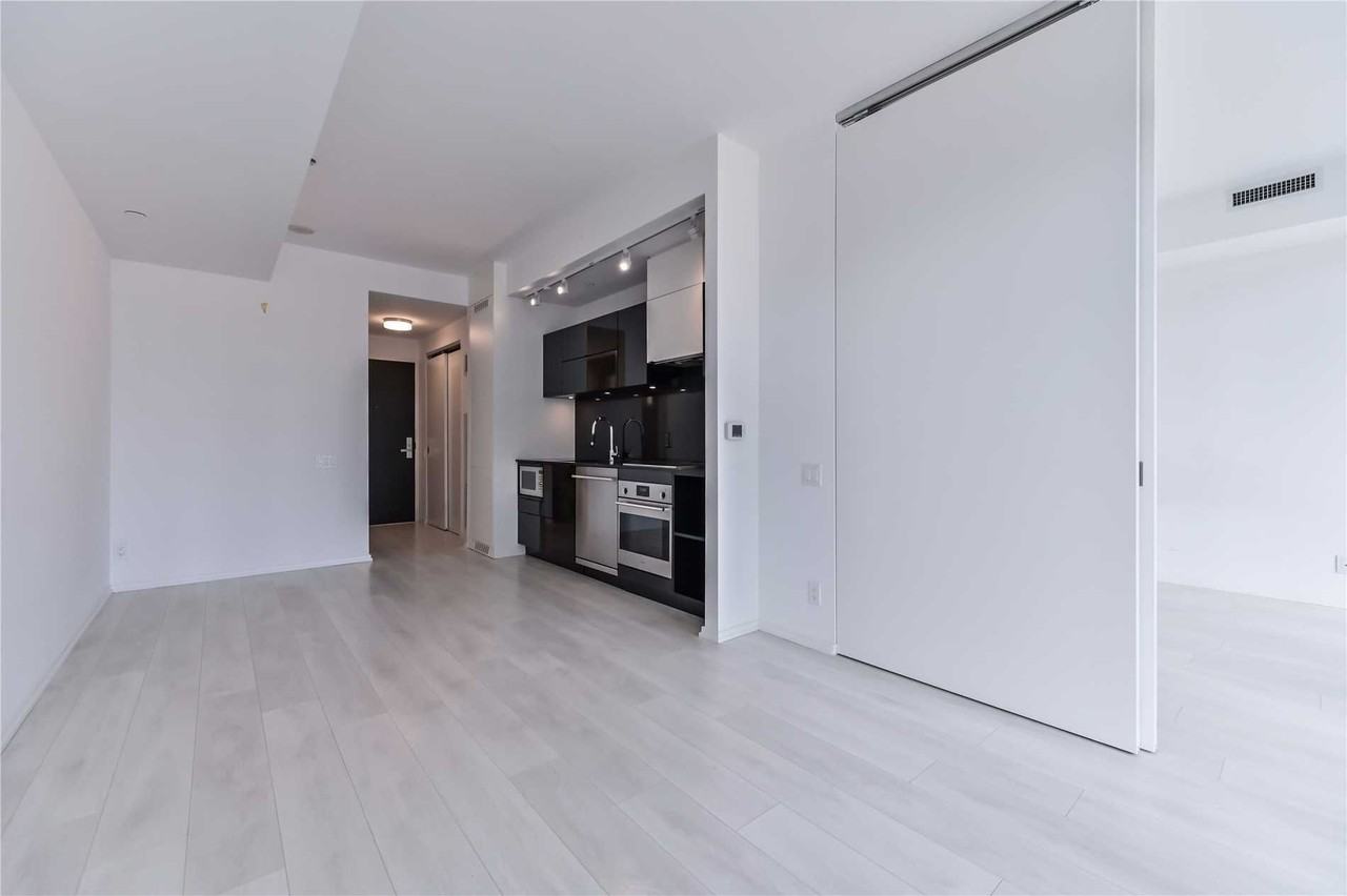 125 Peter Street #1210 - Photo 5 of 8