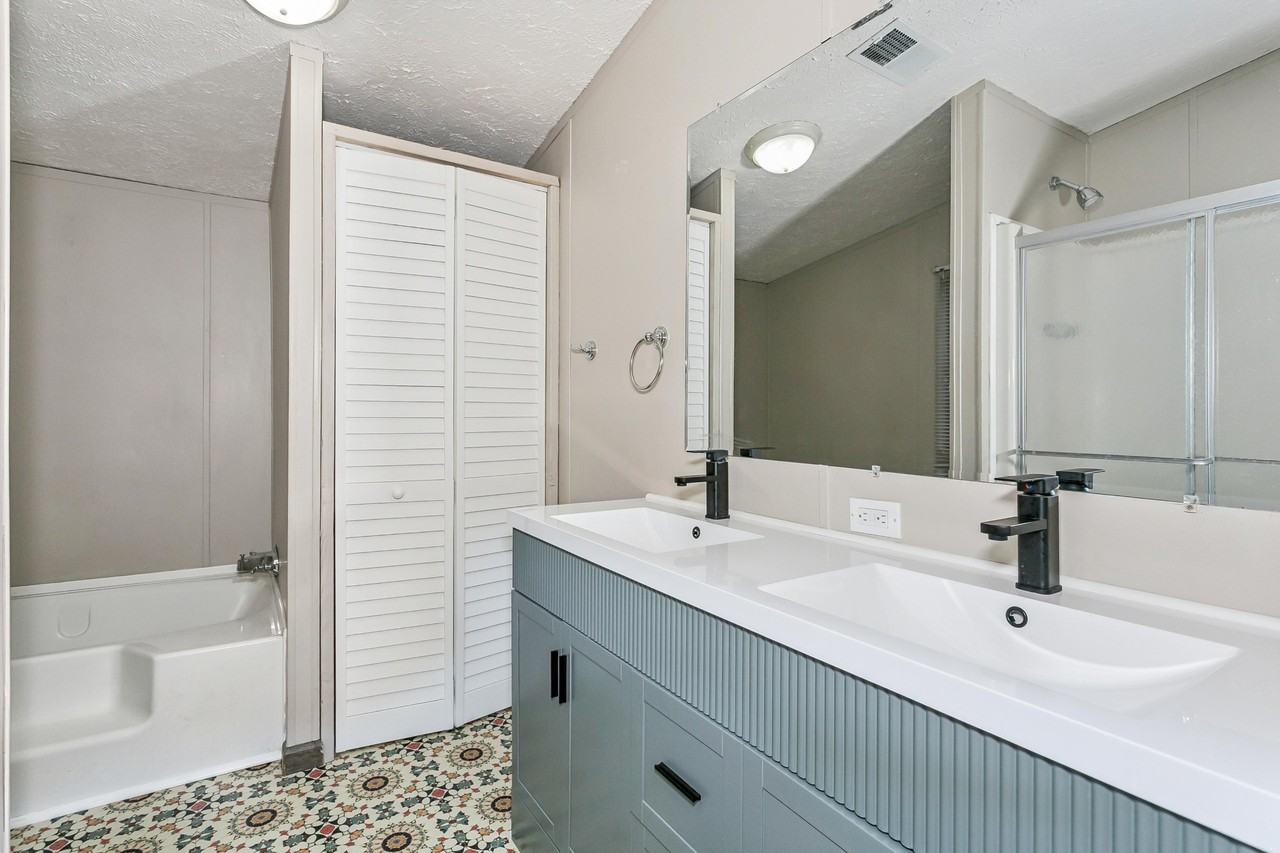 223 Ajax Dr Nw #1 - Photo 7 of 21