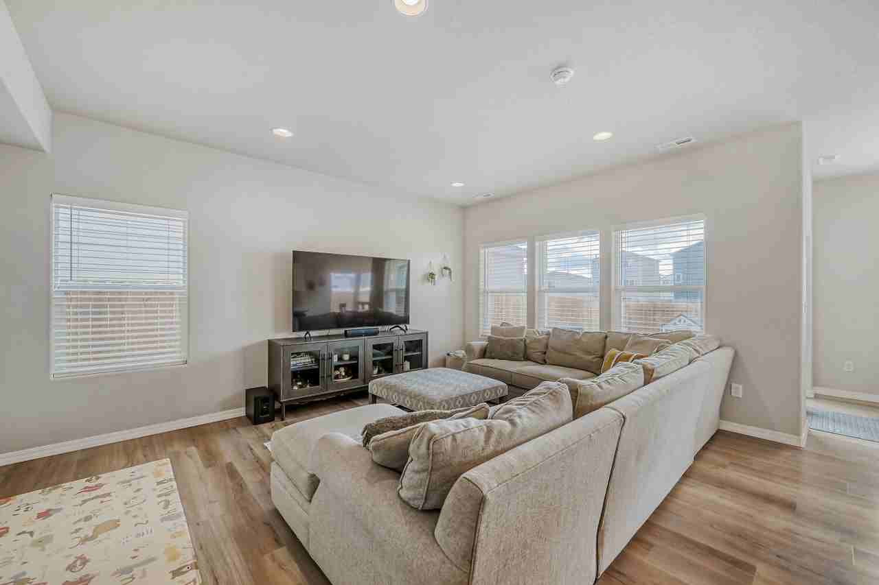 8116 Kittrick Pl #1 - Photo 5 of 27