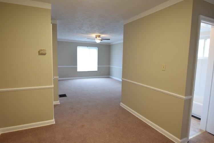 305 Union St #D - Photo 3 of 5