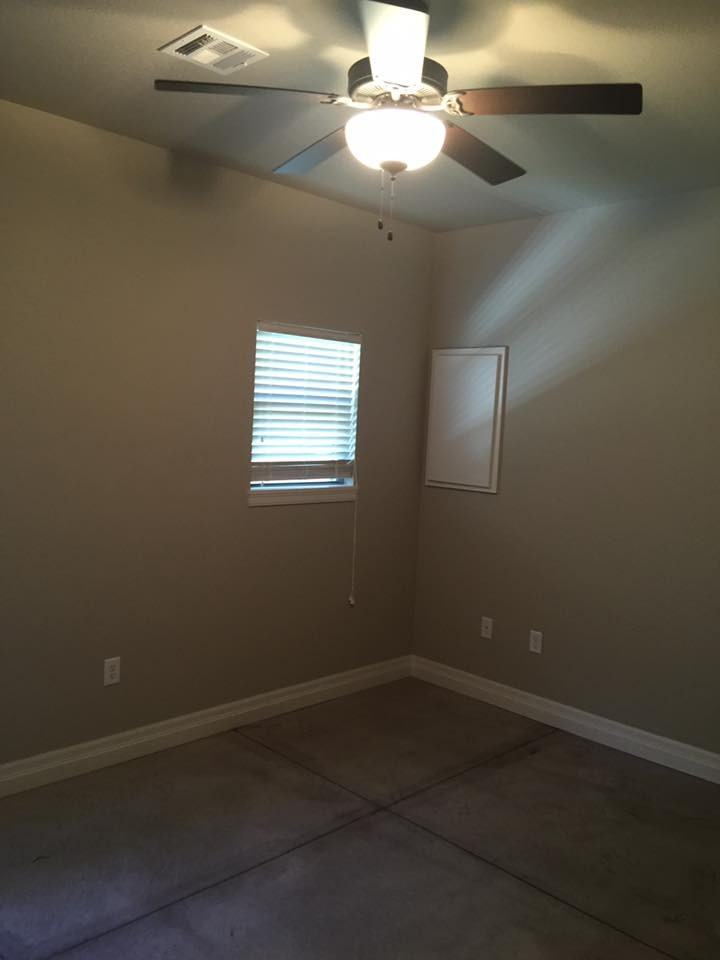 13631 W Nantucket St #1 - Photo 4 of 6