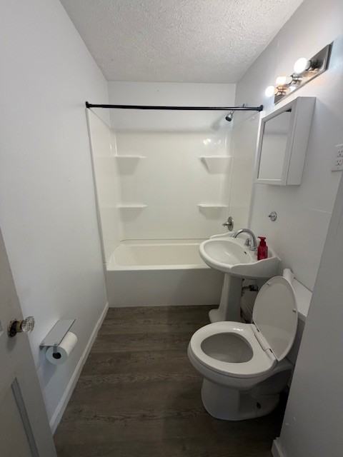 530 S Kenmore St #1 - Photo 7 of 13