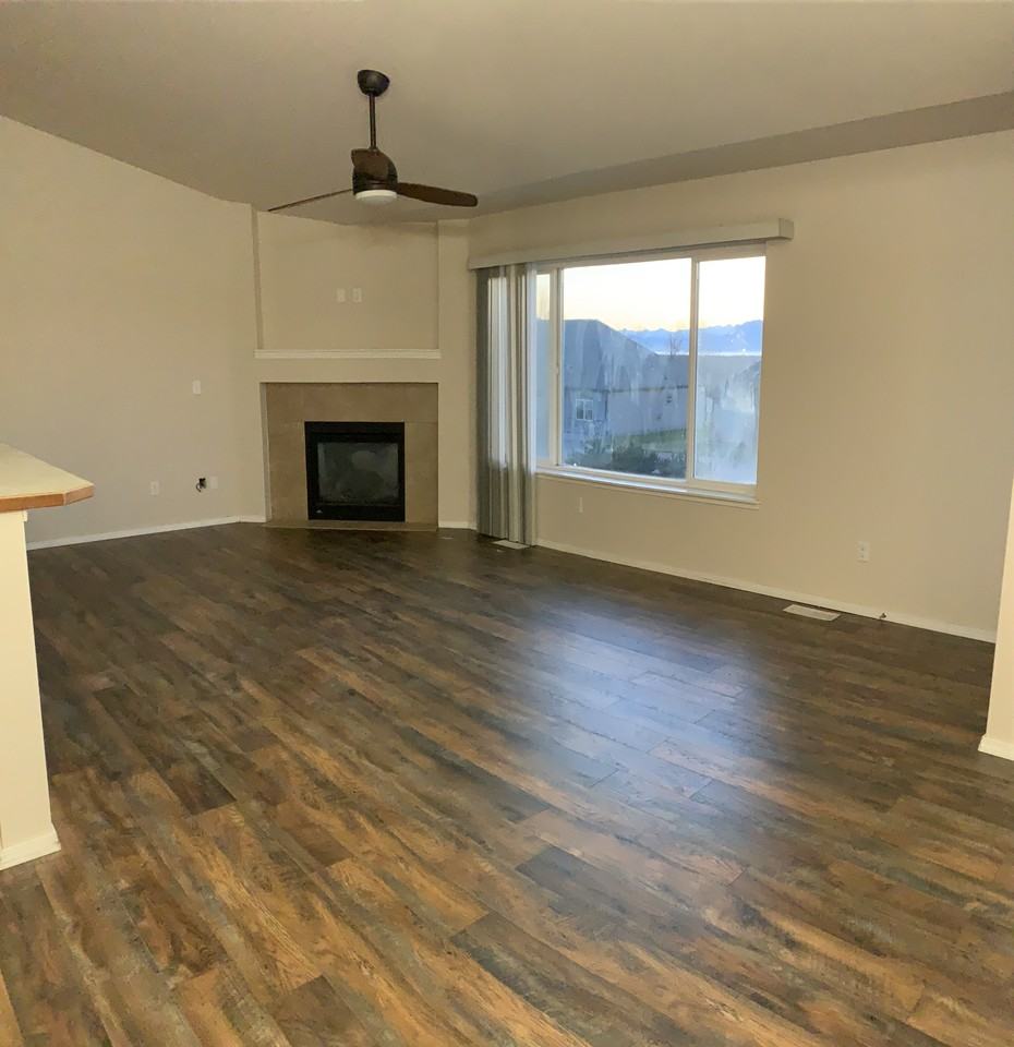 5545 S Irwin Dr #2 - Photo 3 of 16