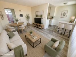 featured image of 1049 N Mariposa Ave