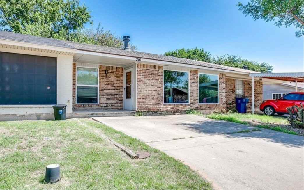 210 Kathleen Dr #1
