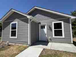 featured image of 315 S Olive St #1