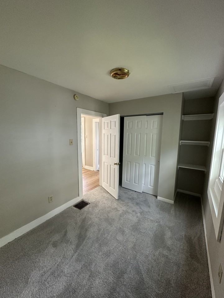 1820 Pearl St #1 - Photo 7 of 11