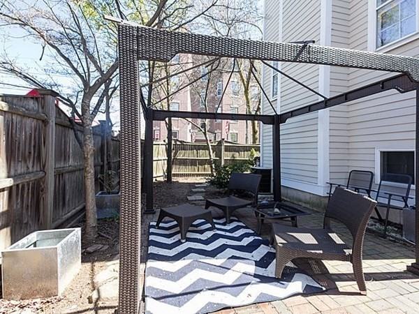 281 Brookline St #1 - Photo 4 of 22