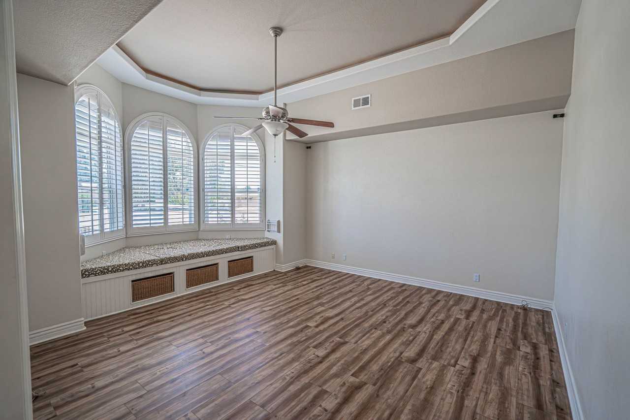 42704 23rd St W - Photo 2 of 32