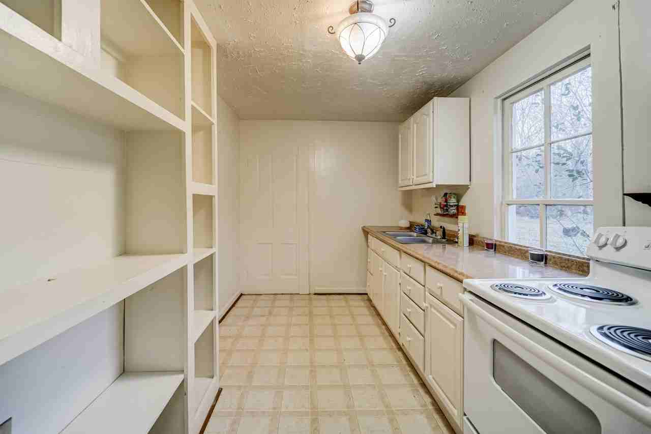 1290 Reavis Mountain Rd #1 - Photo 6 of 50