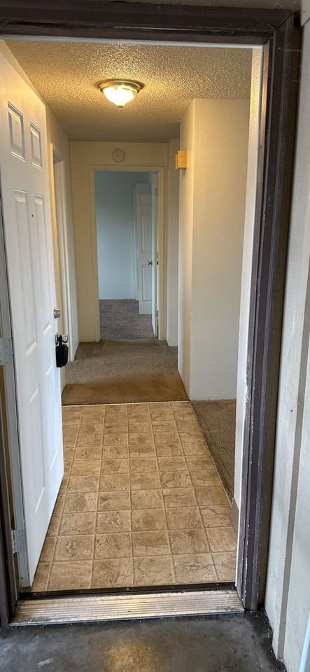 730 32nd Ave Se #7 - Photo 4 of 22
