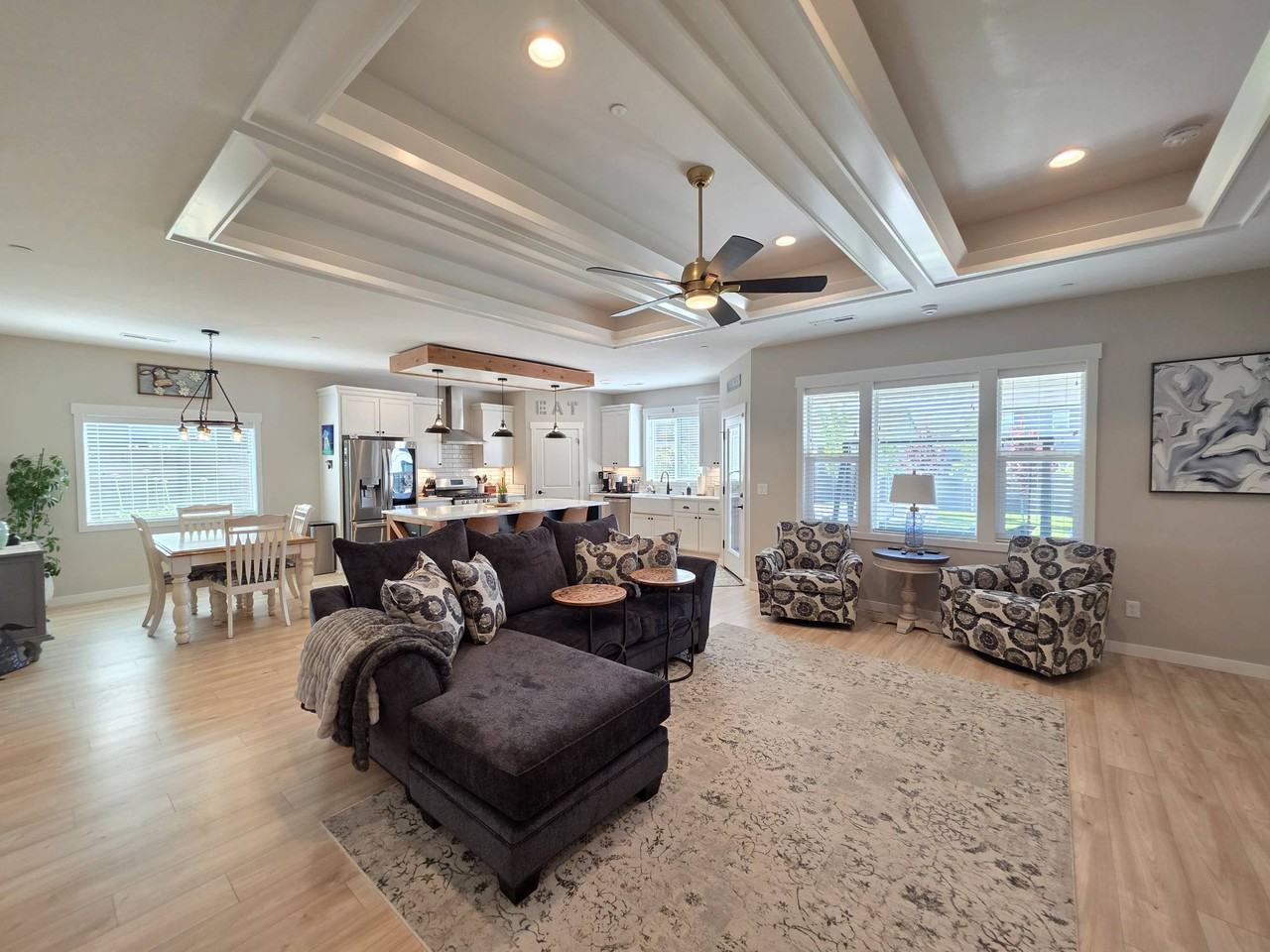 2561 Casa Bella Ave #1 - Photo 7 of 35