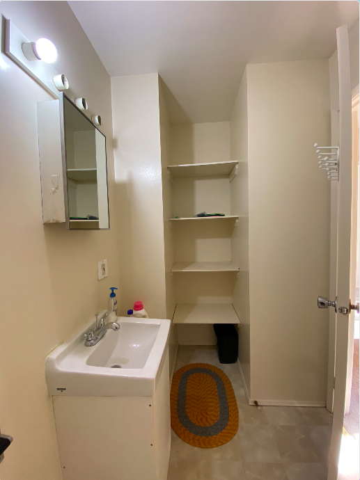 3944 Castle Rd #1 - Photo 4 of 24