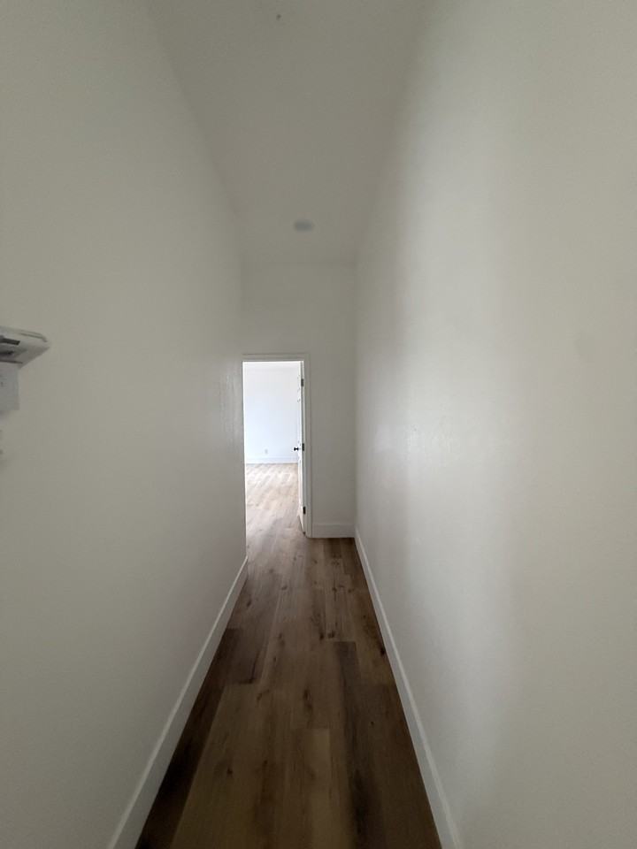1004 E. K Road Visalia CA 93292 - Photo 4 of 9