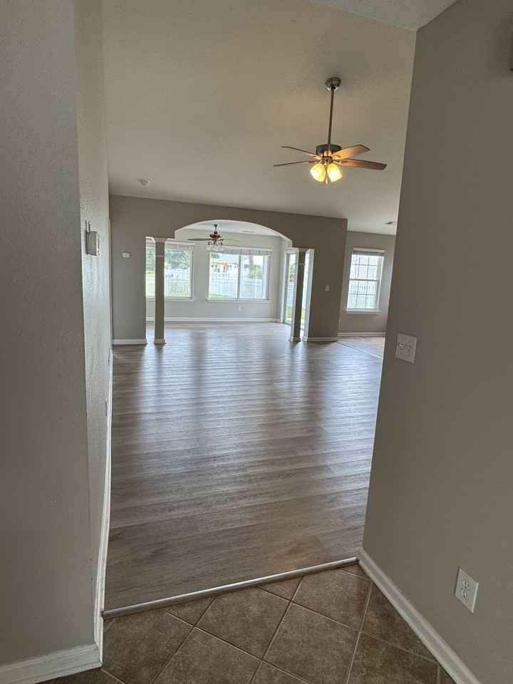 117 Junco Cir #1 - Photo 4 of 11