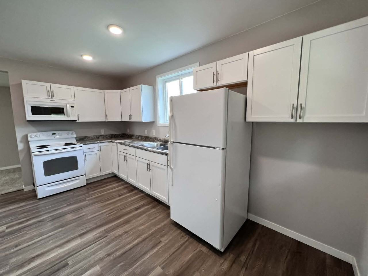 301 Spring St #1 - Photo 3 of 13