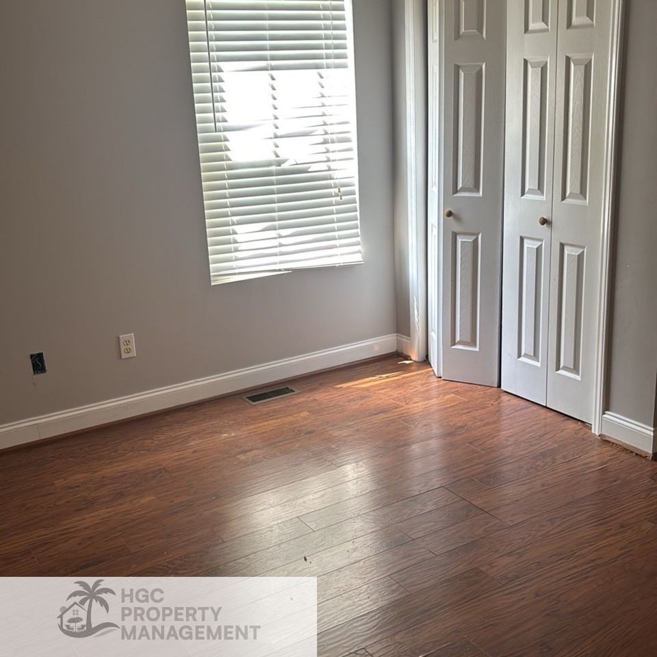 1020 Anglin Mill Rd #1 - Photo 6 of 10