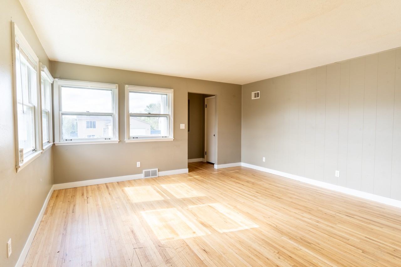 2918 E Pearl St #2918 - Photo 7 of 13