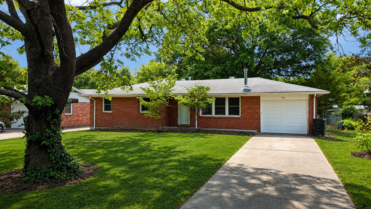 211 Bourn Ave