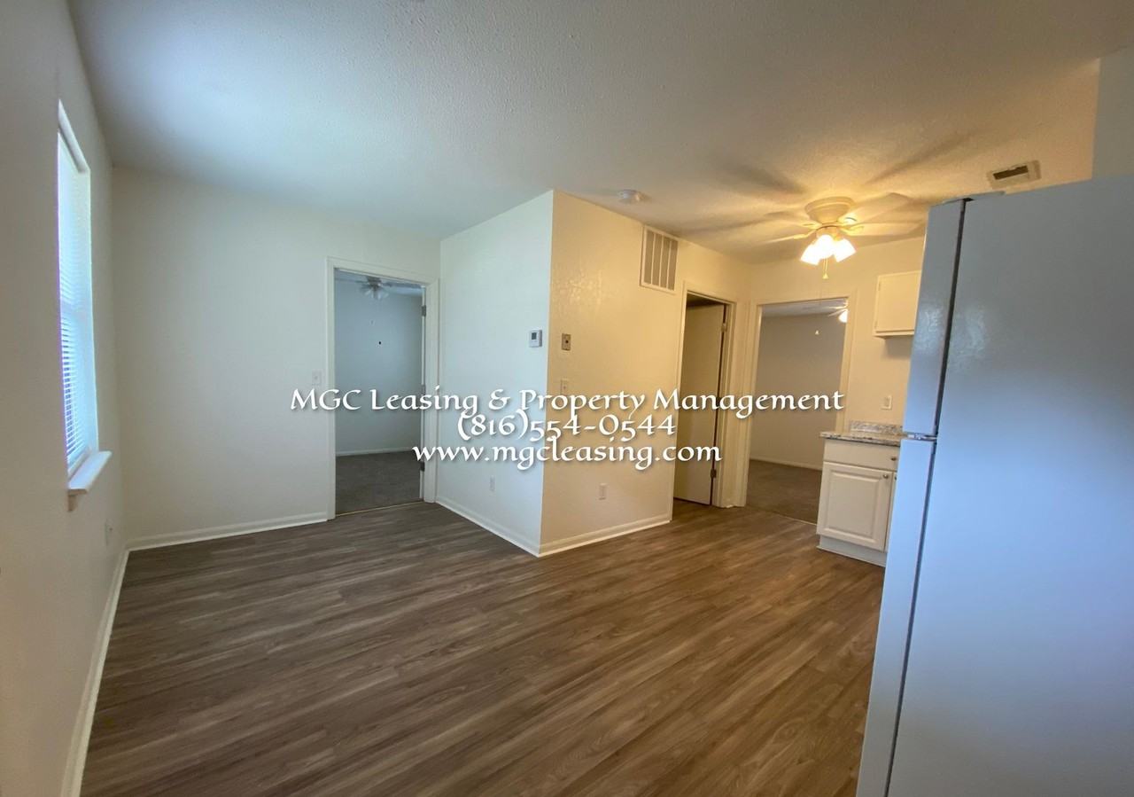 303 Se Grand Ave #1 - Photo 3 of 14