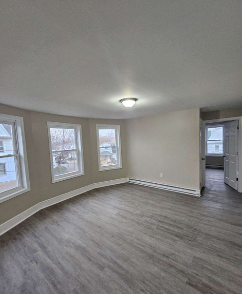 273 New Hancock Street - Photo 3 of 12