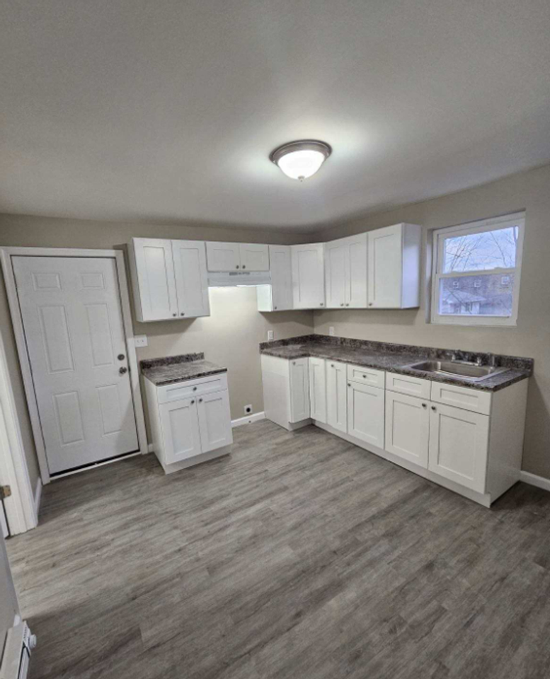 273 New Hancock Street - Photo 4 of 12