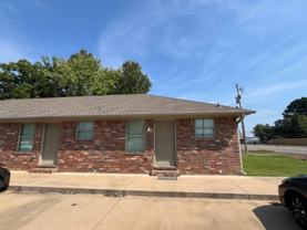 808 S Knoxville Ave - Photo 1 of 1