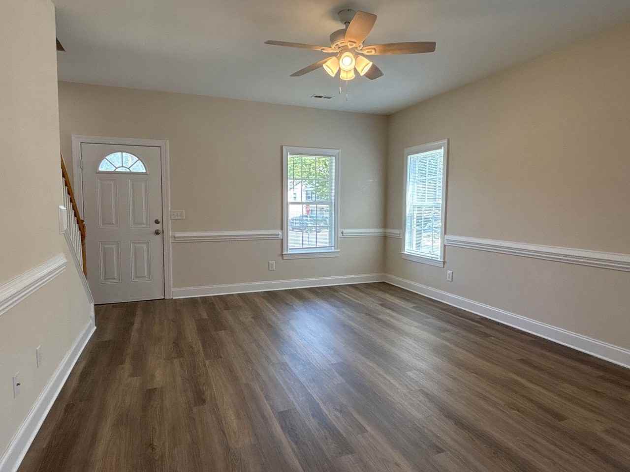 4401 Stephen Oaks Way - Photo 2 of 16