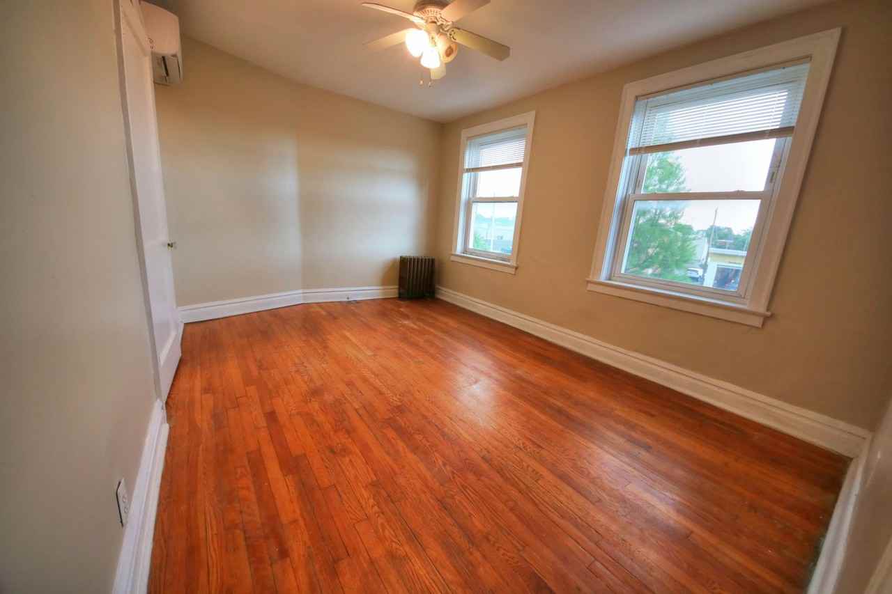 4415-4423 S. Kingshighway Blvd. - Photo 7 of 32
