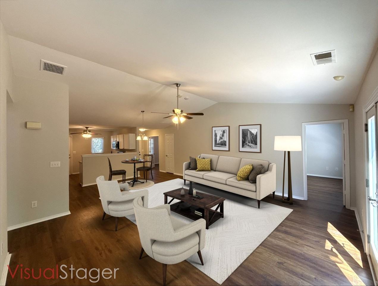 15732 Circlegreen Dr - Photo 3 of 17