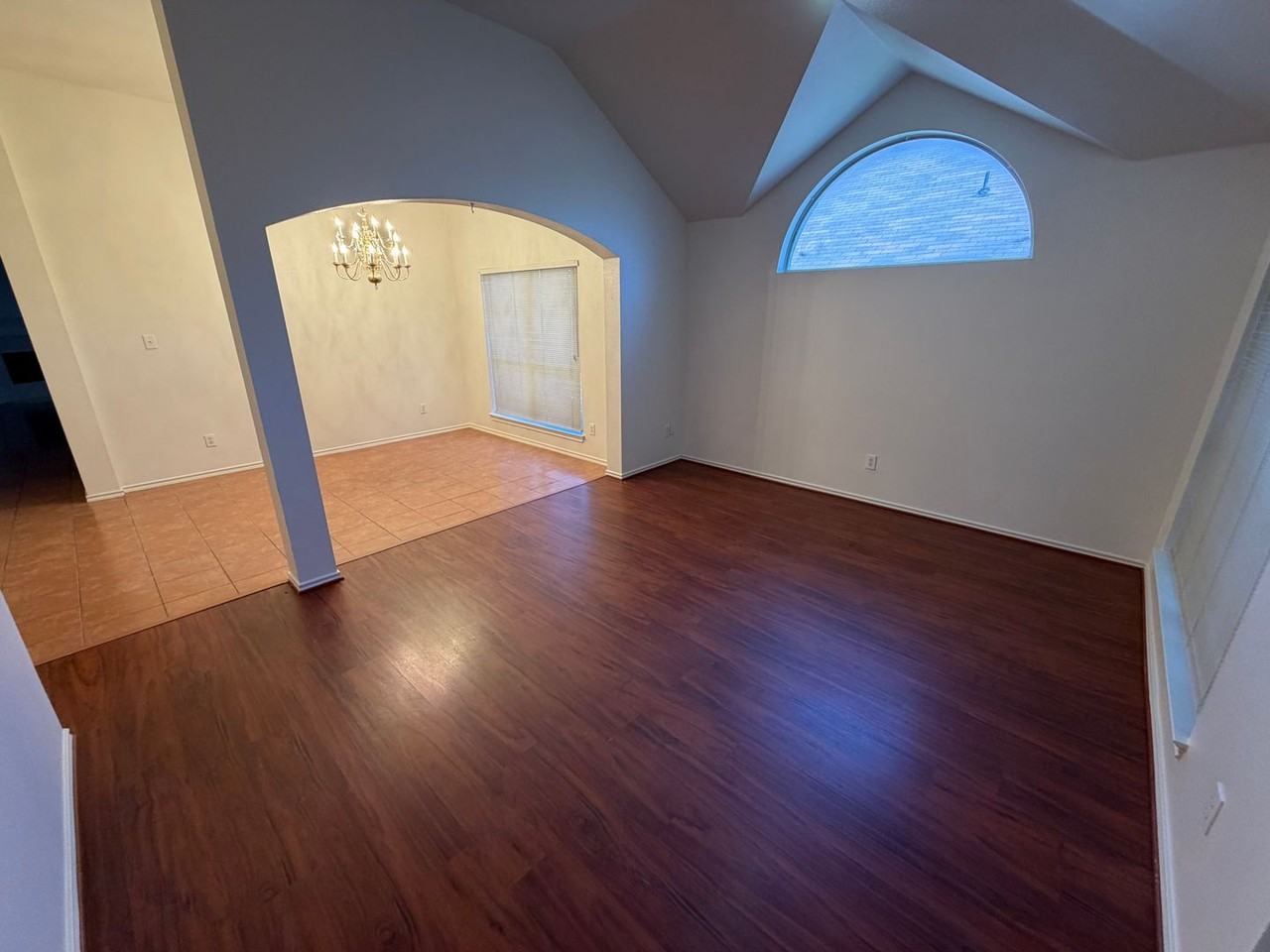 1005 Chelsea Dr - Photo 3 of 18
