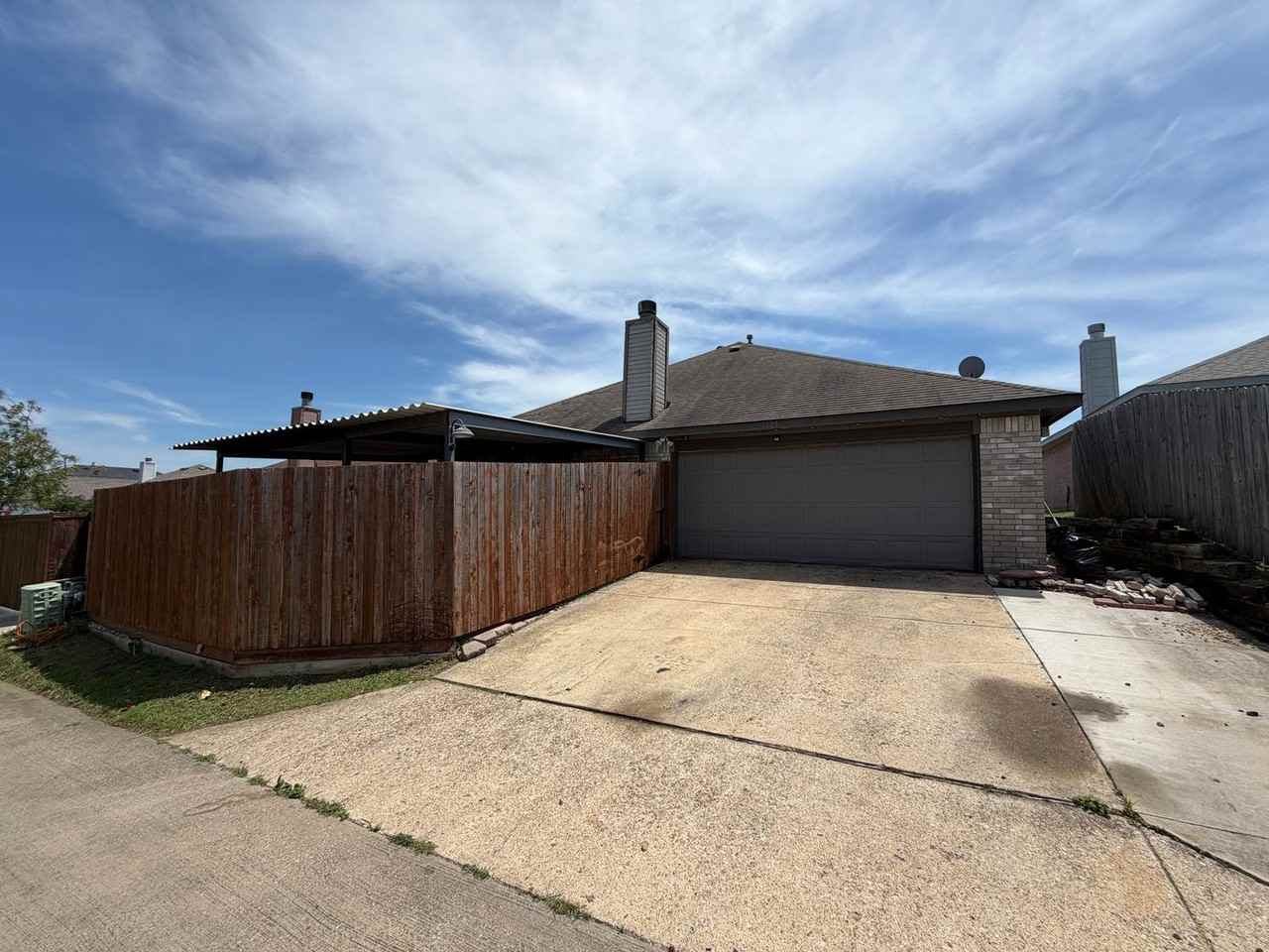 1005 Chelsea Dr - Photo 5 of 18