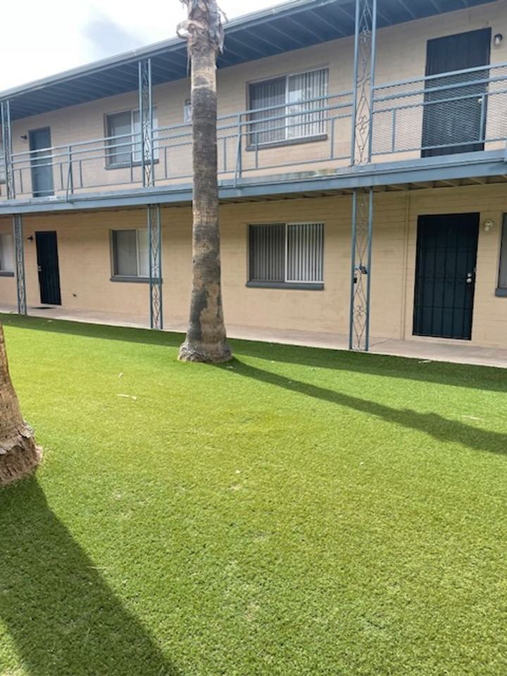 Beautiful one and two bedroom units available now! - Photo 4 of 29